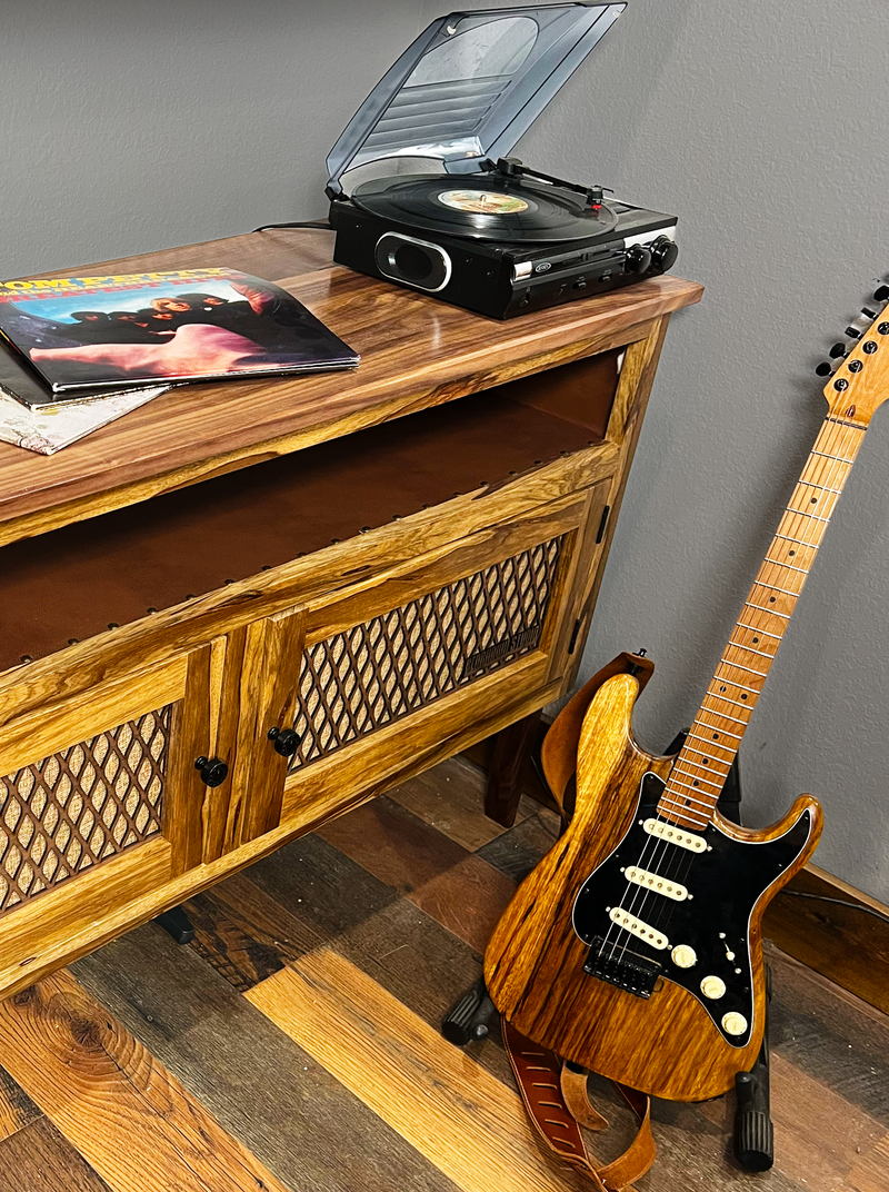 Record Table & Guitar Set